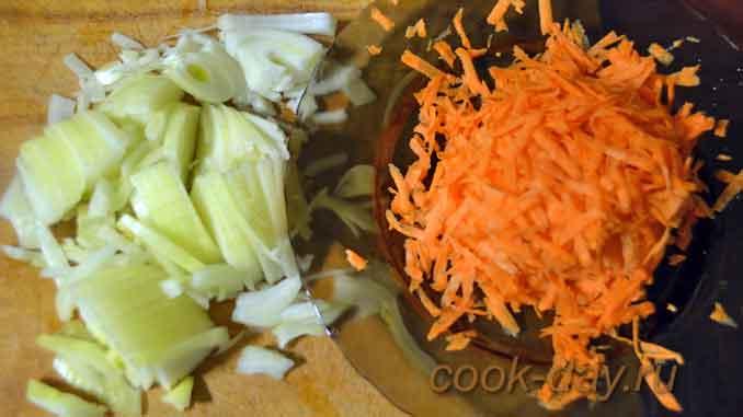 Как нарезать лук и морковь для пассировки